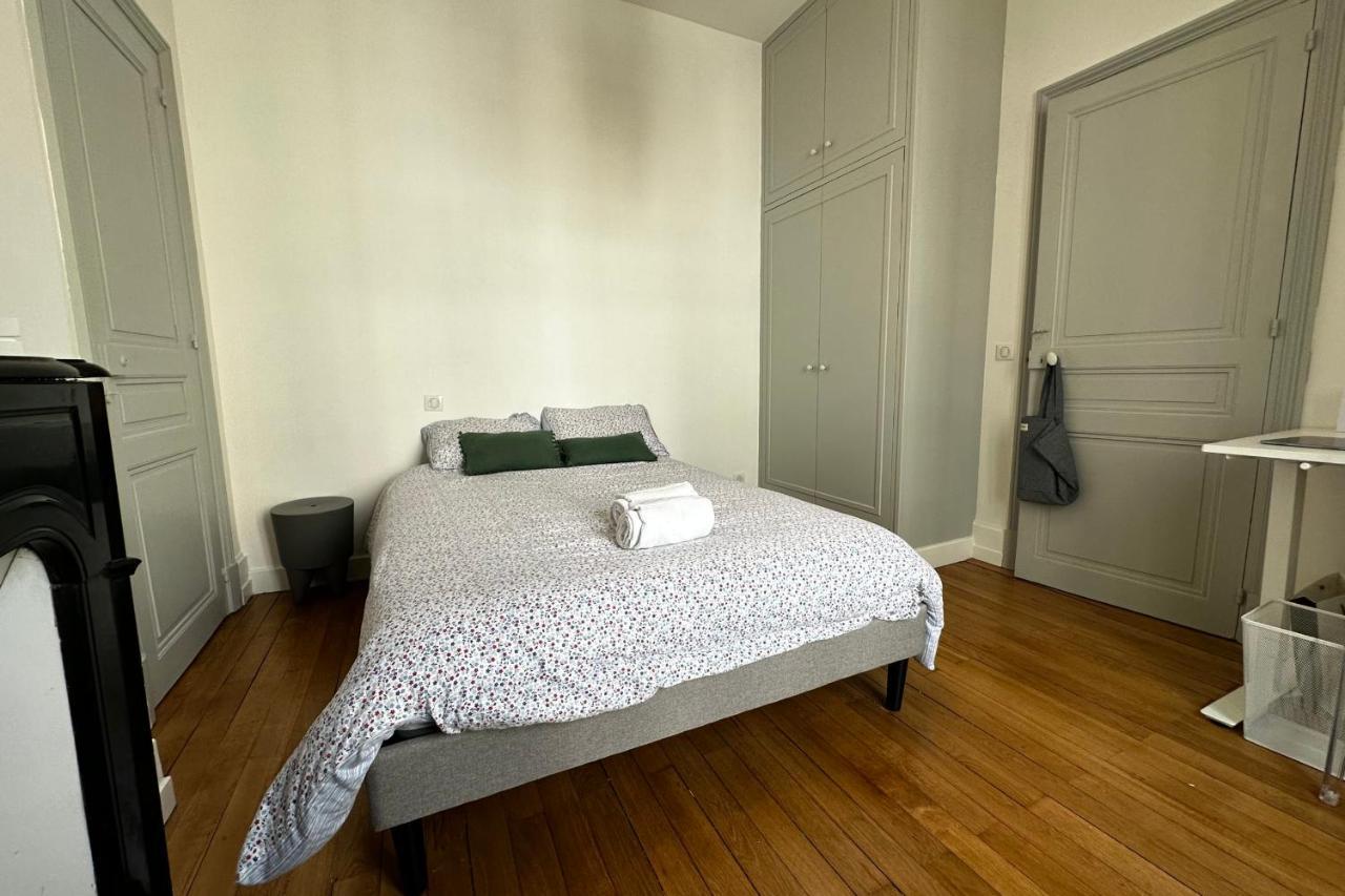 In The Beautiful Districts Of Tours A "Particular" With Great Comfort Villa Exterior foto