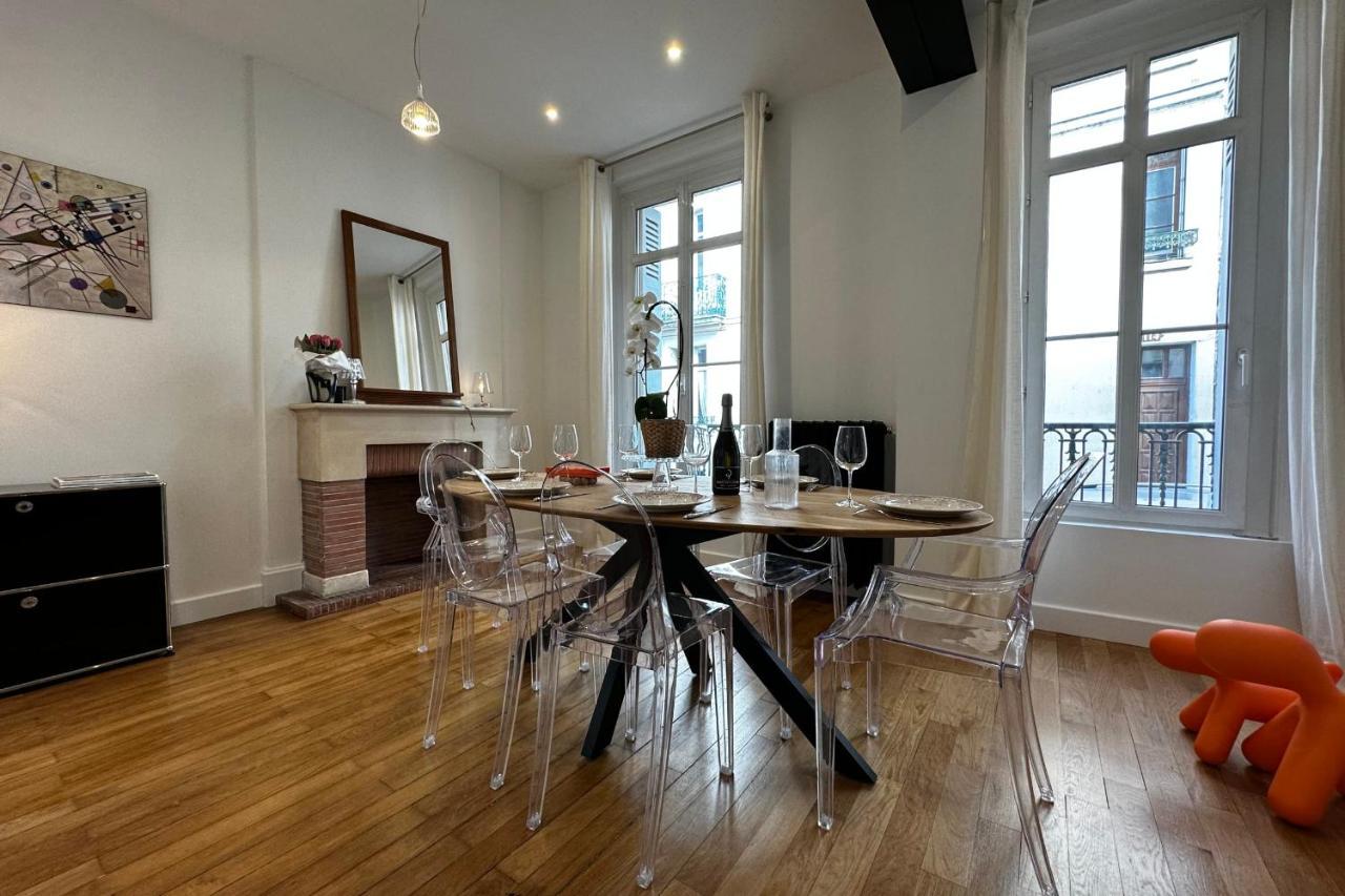 In The Beautiful Districts Of Tours A "Particular" With Great Comfort Villa Exterior foto