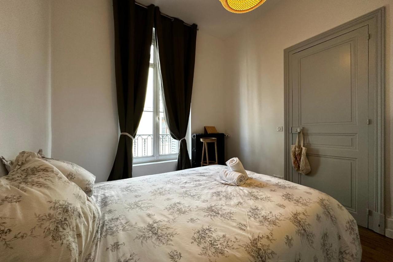 In The Beautiful Districts Of Tours A "Particular" With Great Comfort Villa Exterior foto